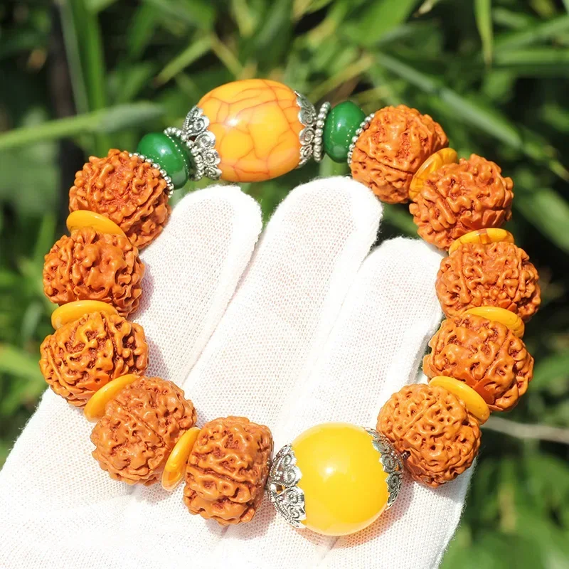 Nepalese Donkey Kong bracelet beef bone sea willow beeswax croissant five-petaled Buddha bead diamond Bodhi son  bracelet summer