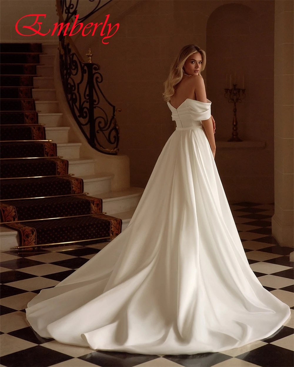 

Customized Modern Satin Strapless Evening Dress Classic Mermaid Prom Dresses Temperament Chapel Train Special Occasion Gowns