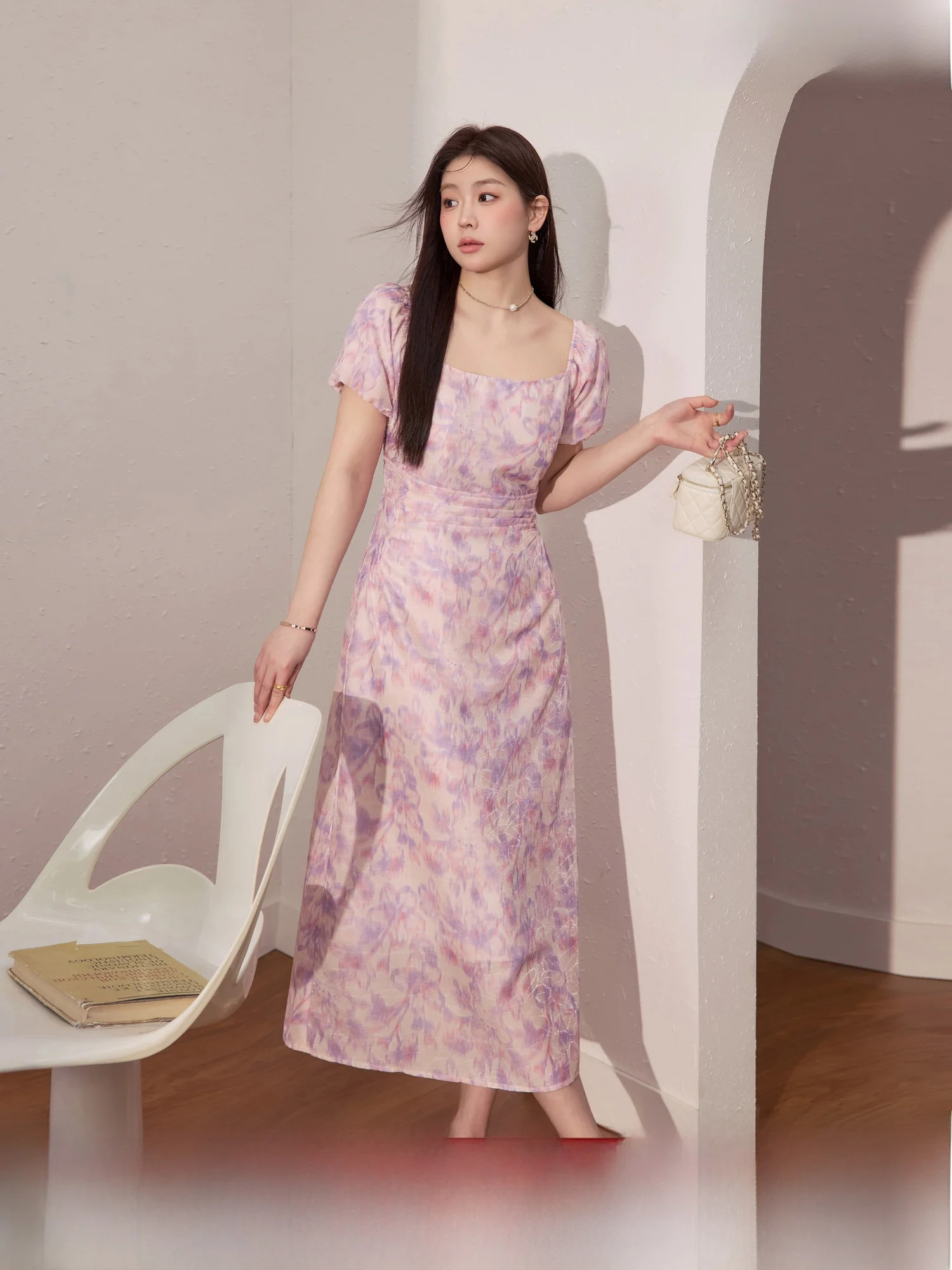 

Новое летнее женское платье больших размеров с цветочным принтом, А-силуэт, длинное, с эффектом похудения, скрывающее живот, с завышенной талией