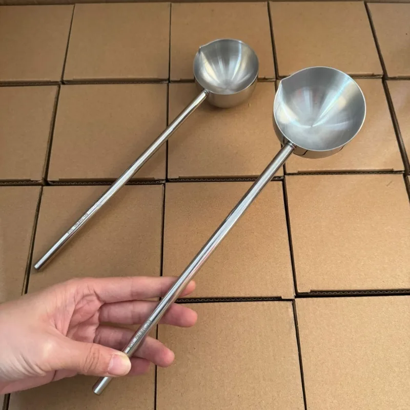 Stainless Steel Extended Handle Hot Oil Spoon Oil Burning and Splashing Small Spoon Oil Pouring and Hot Oil Special Small Pot
