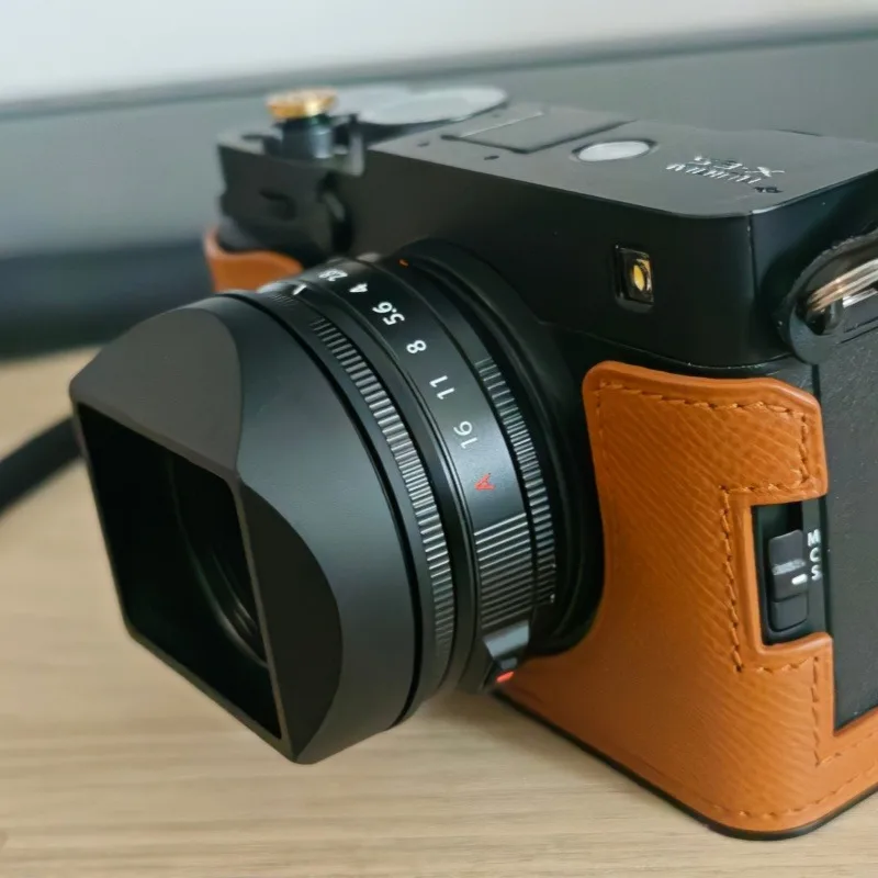Metal Square Lens Hood With Metal Cap for Fujifilm Fujinon XF23mm F2.8 R WR - XE5 Camera