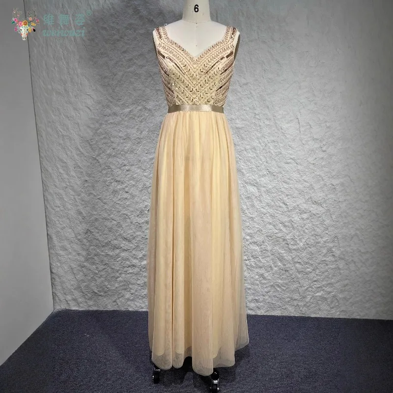 

Latest Pearl Embroidered Sleeveless V-neck Vest Long Evening Gown for Choir Performance, Annual Meeting Female Host Evening Gown