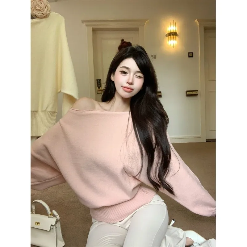

Korean Sle Lazy Knitted Sweater Women's Loose Fit Autumn 2025 New Slouchy Comfortable Slimming Versatile Top