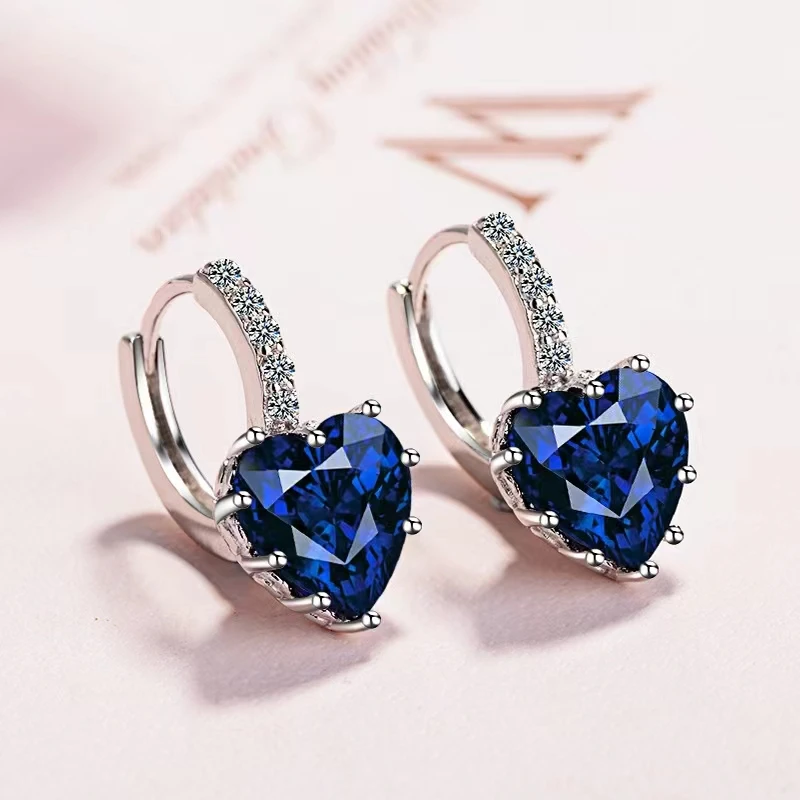 SUGO Classic Fashion Cost-effective Heart-shape High Quality Zirconia Hoop Earrings for Trend Women Lovely Birthday Jewelry Gift