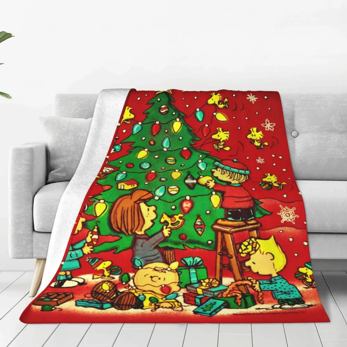 Snoopy Christmas Cartoon Blanket Travel Office Flannel Throw Blanket For Living Room Soft Customized Quality Bedspread Gift Idea