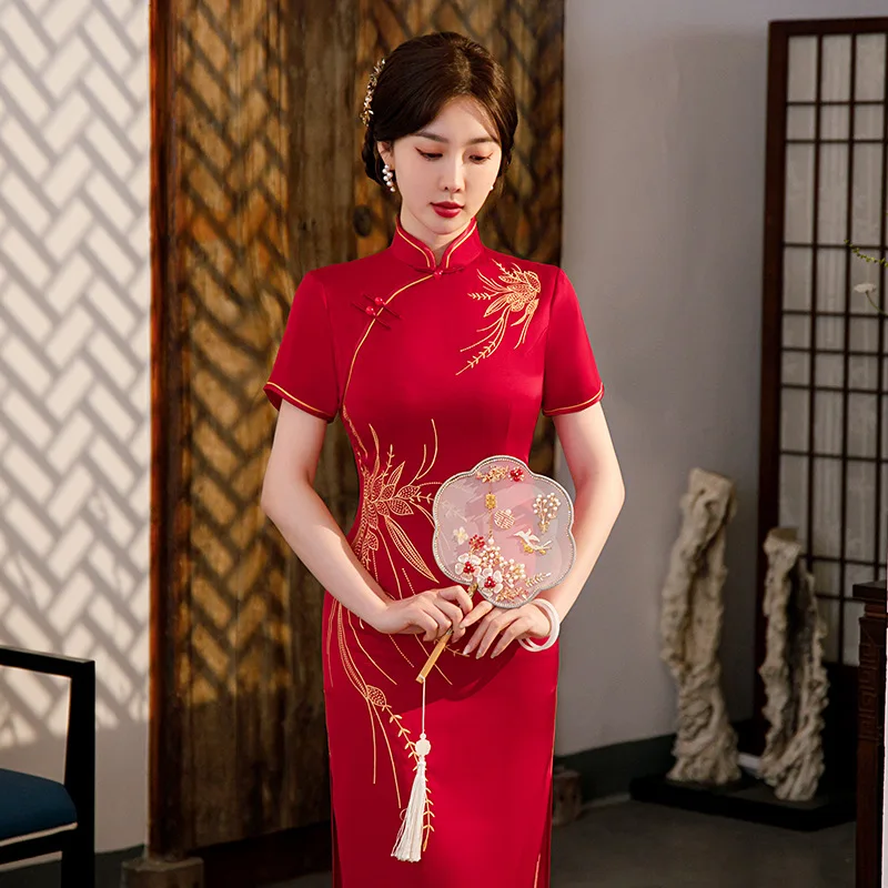 

Yourqipao Summer Long Slim Silk Red Cheongsam Catwalk Elegant Banquet Qipao Chinese Style Evening Wedding Party Dress for Women