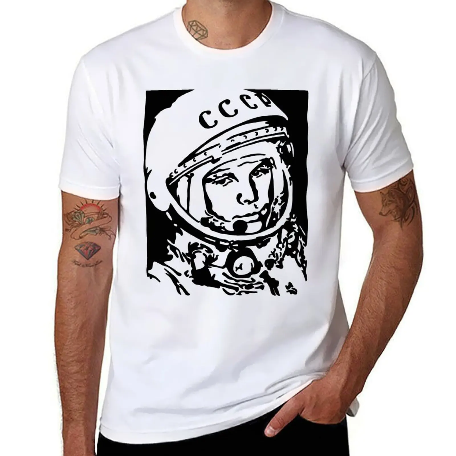 

Yuri Gagarin T-Shirt anime t shirts for man man tshirt t shirts for man pack cotton T-Shirt