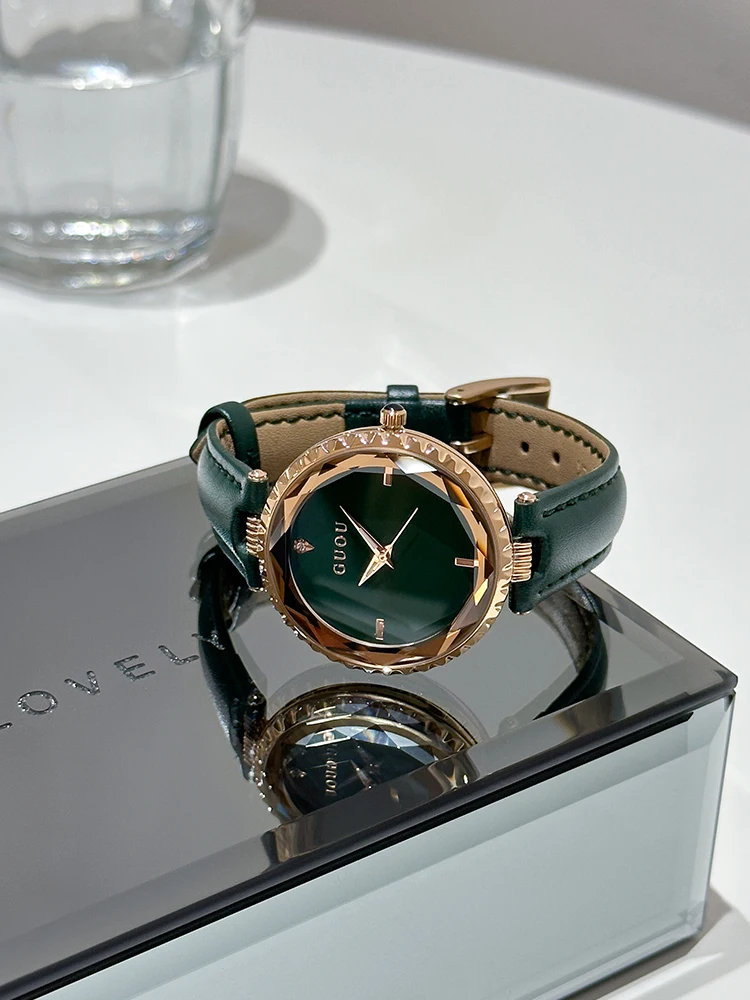 

Watch for women2025new style light luxury temperament high value fashion student simple gift for women high quality luxury watch