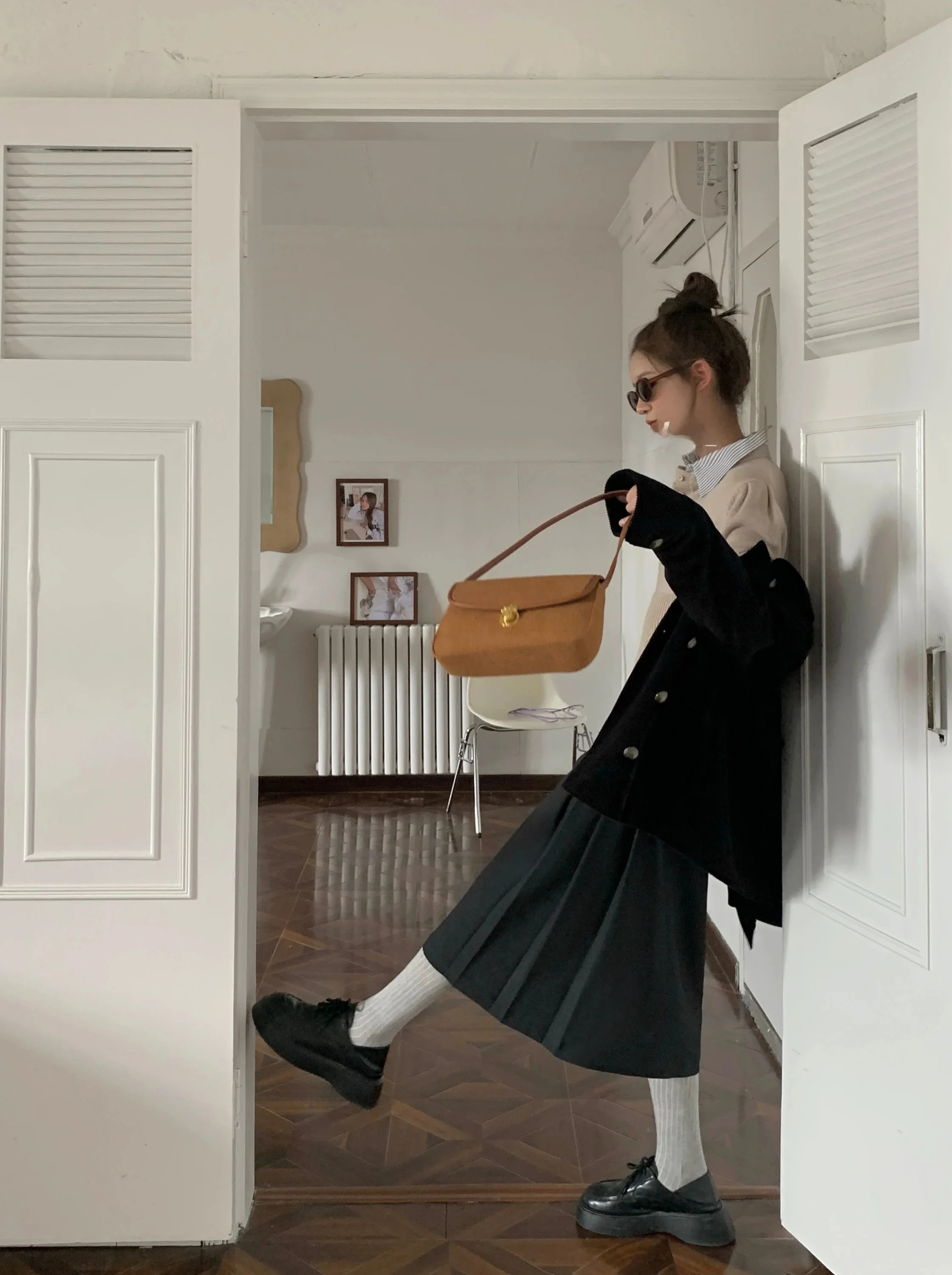 Soolrok High Waist Pleated Skirt Dark Color A-Line Midi Skirt Polyester Blend Comfortable Fit for Young Women 18-24 Years Old
