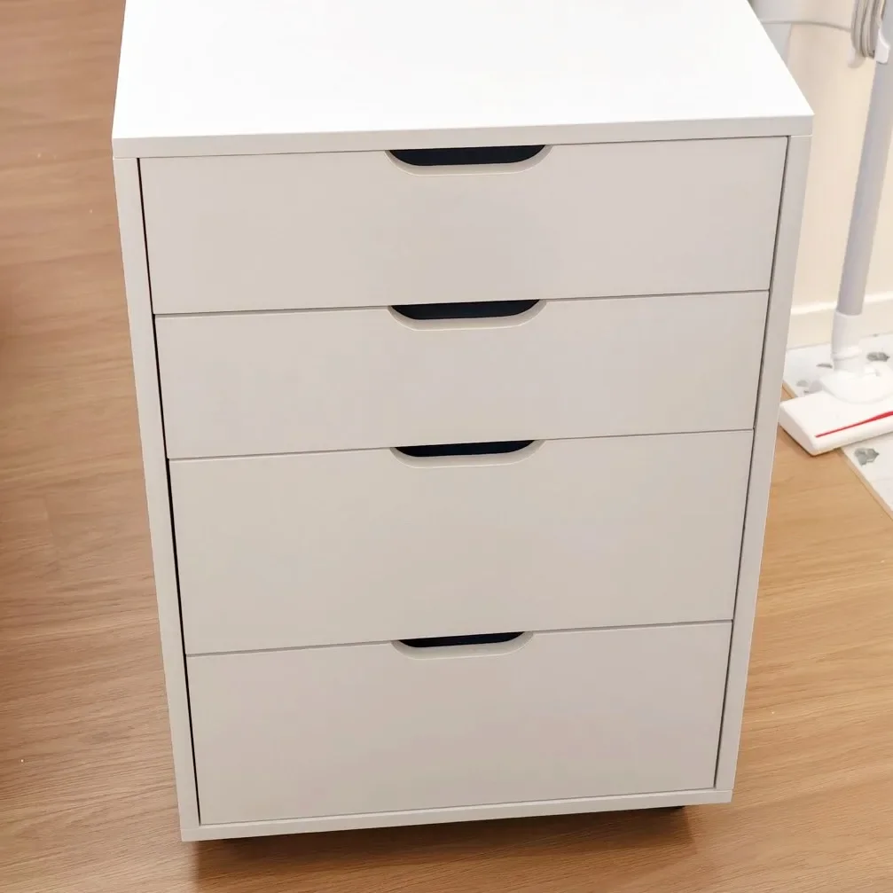 Mobile solid wood chest of drawers, under the desk, there are chests of drawers, file storage cabinets, storage and multi-layer