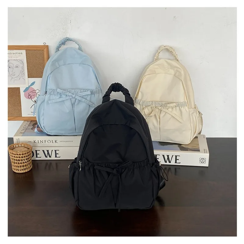 Mochilas de Escola Monocromáticas de Grande Capacidade Feminina, Simples, Versátil, Casual, Mochila de Nylon Fresca, Alta Qualidade, Moda, Novo Estilo, 2024