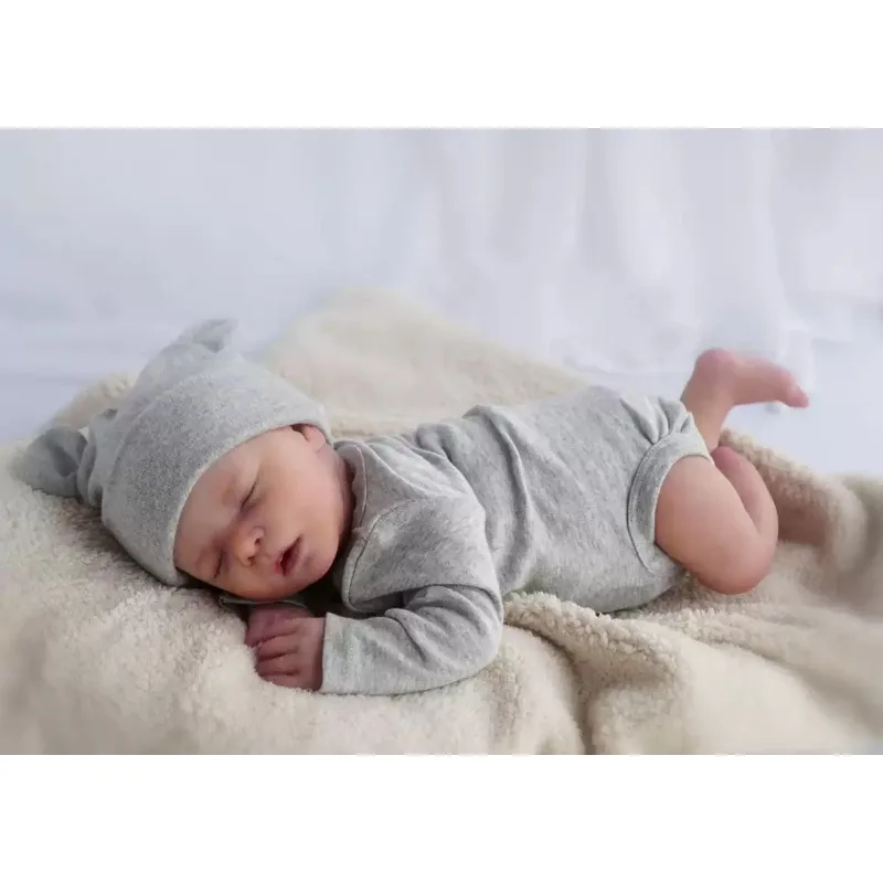 Handmade Sleeping Reborn Baby Doll Realistic Newborn Doll Toy, Great for Photography Prop Kids Birthday Gift, Doll Only
