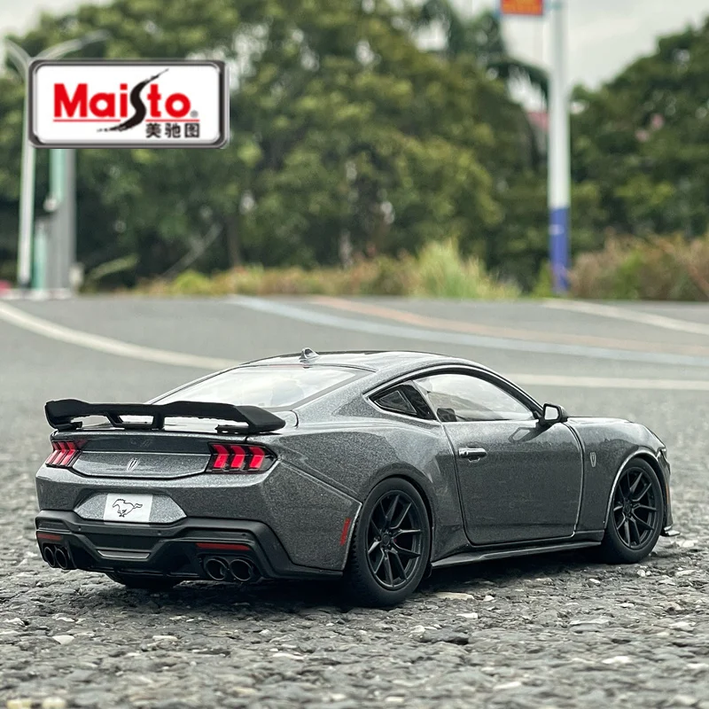 

1:24 Mustang Dark Horse 2024, модель легкосплавного гоночного автомобиля, литой под давлением металлический мускулистый спортивный автомобиль, модель автомобиля, имитация детской игрушки в подарок