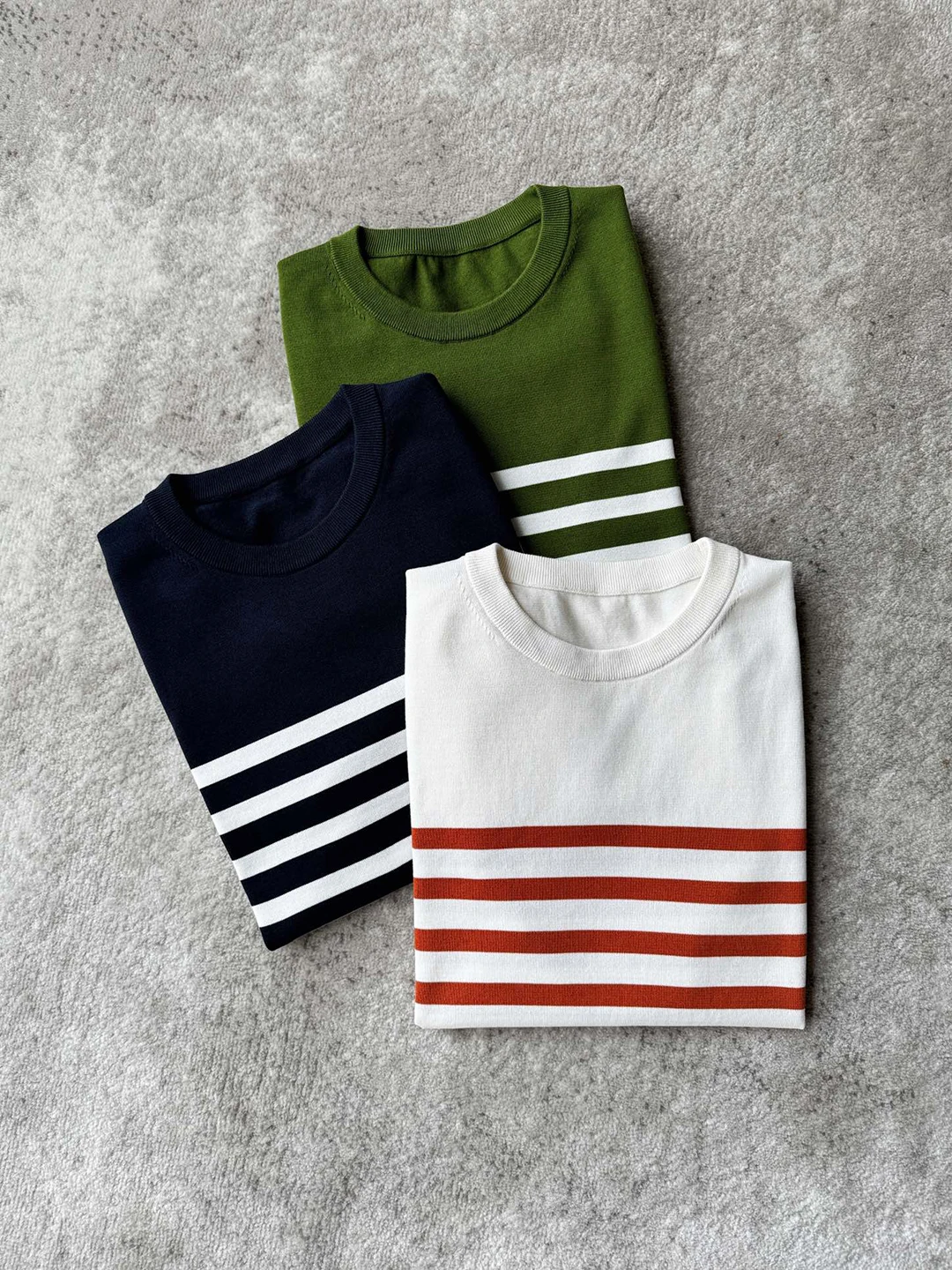 

Italy Striped round neck knitted sweater 2024 New Casual classics Short sleeve Old Money Latest color scheme Silky luster