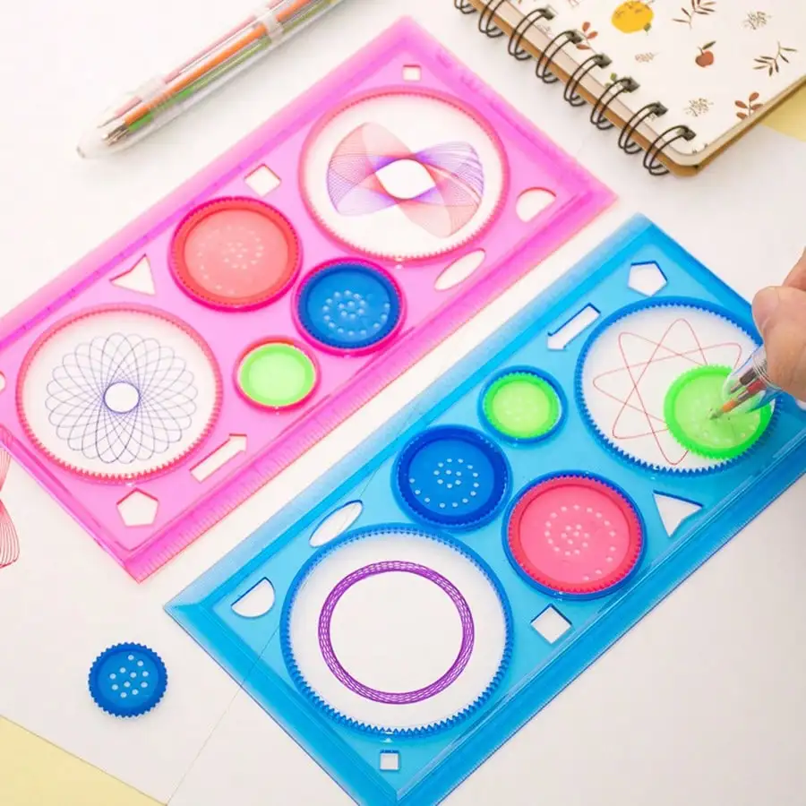 1/4 set of children's DIY drawing multifunctional fun puzzle spiral ruler, drawing graffiti, children's drawing plastic ruler