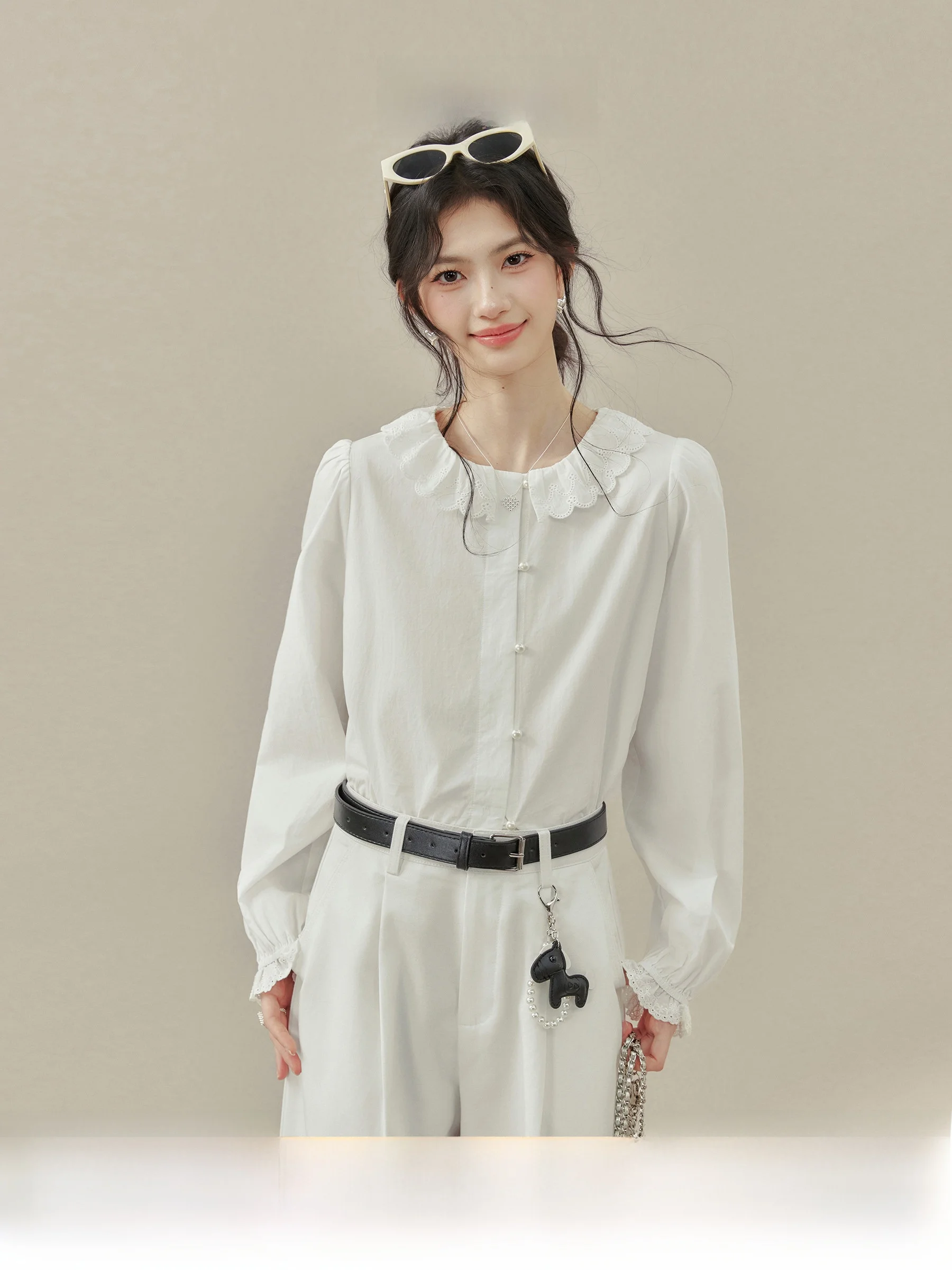 

Белая свободная блузка с воротником-стойкой для женщин, весенняя коллекция Miu Sle, топ с кружевной отделкой, корейская версия, для повседневной носки, из других материалов, с длинными рукавами