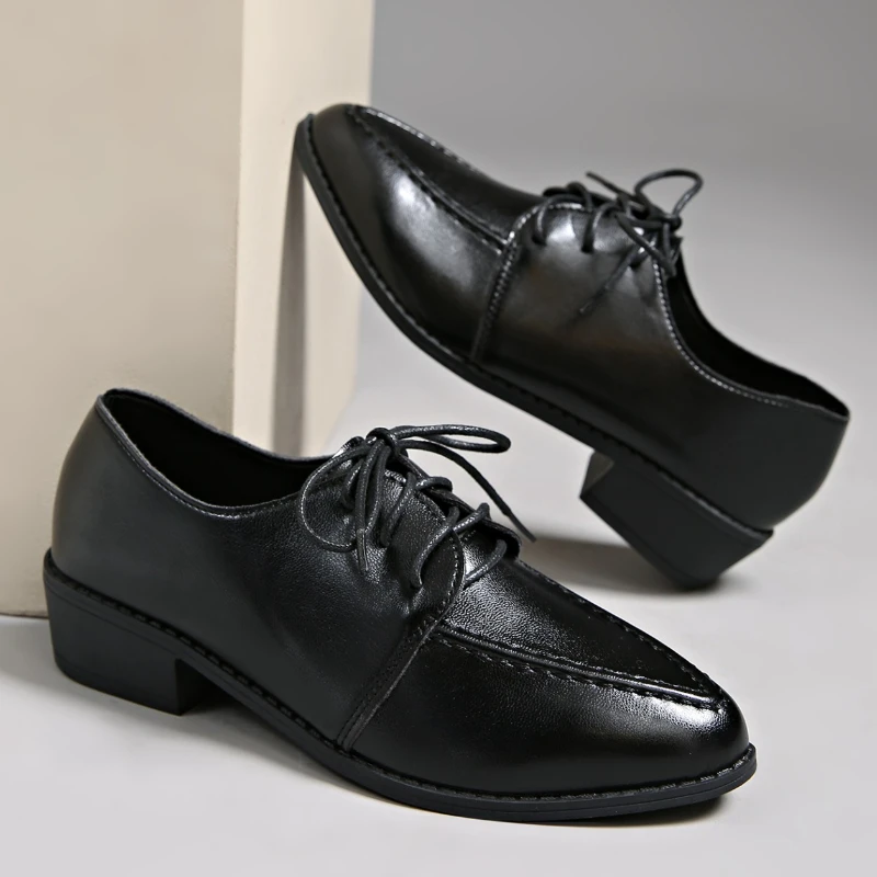 

2025 New Elegant Patent Leather Dress Shoes for Women Spring Summer Fashion Pointed Toe Thick Heels Single Shoes Plus Size
