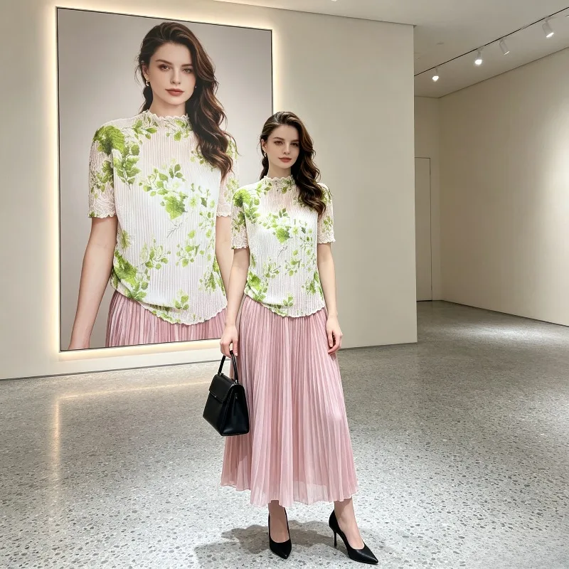 Miyake Pleated 2026 Summer Sweet Fresh Design T-Shirt for Women Thin Color-Block Pleated Print High-End Lace Short Sleeve Top