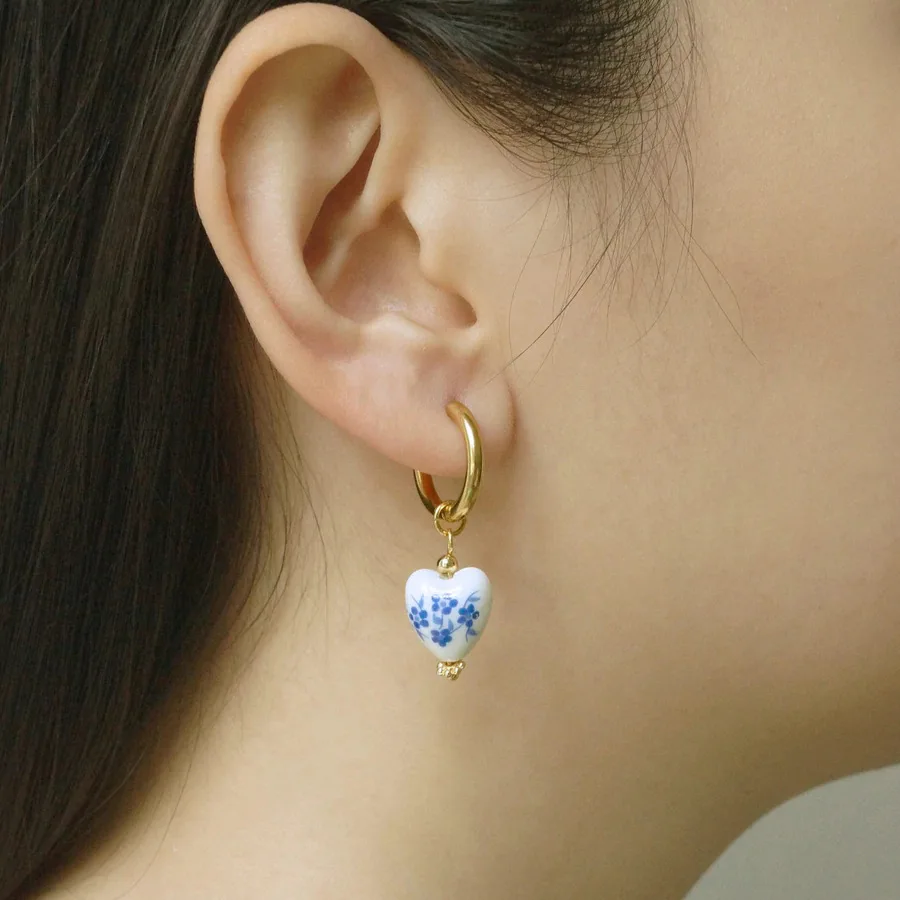 Fashion Blue and White Porcelain Asymmetric Drop Earrings Vintage Ceramic Round Stainless Steel Hoop Earring Exquisite Jewelry
