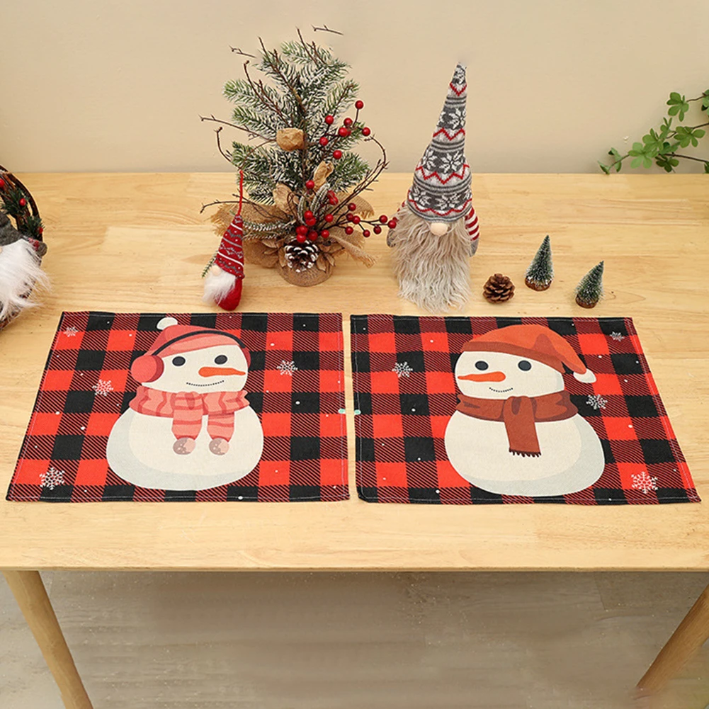 Linen Placemats with Timeless Holiday Designs to Create a Warm Atmosphere During Your Christmas Meals Set of 2