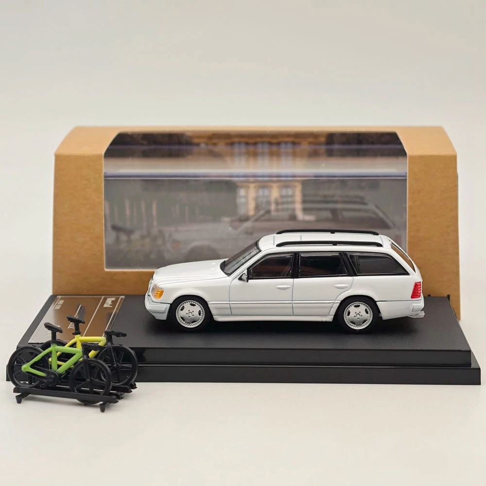 1:64 Mortal S124 Travel Diecast Toys Modelos Colección Regalos Blanco/Negro