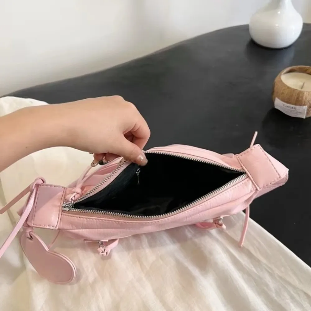 Elegancka skórzana torba na ramię z lusterkiem w kształcie serca, styl motocyklowy, koreańska torebka pod pachę, jednolity kolor, duża pojemność, torba crossbody w stylu Y2K Punk