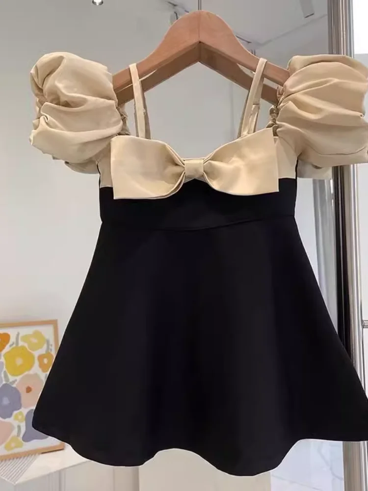 Vestido de Verão Moderno Sem Mangas com Laço para Meninas, Estilo Coreano, com Ombros à Mostra e Design de Manga Bufante, par...