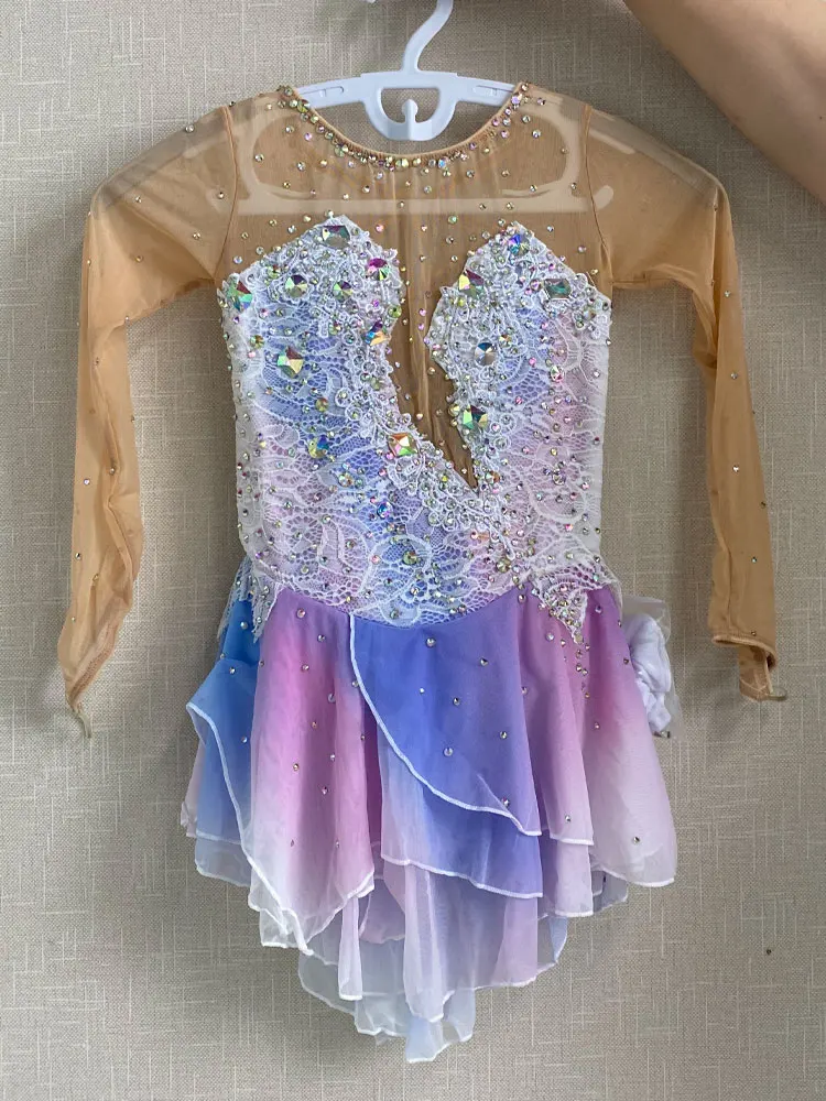 

Figure Skating Performance Skirt Grading Kosten Customization