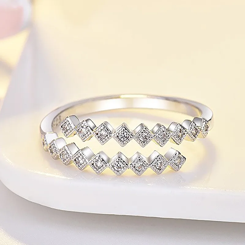 925 Sterling Silver Luxury Shining Zircon Classics Rings for Women Cassic Wedding Engagement Wedding Bands Fine Jewelry Gift
