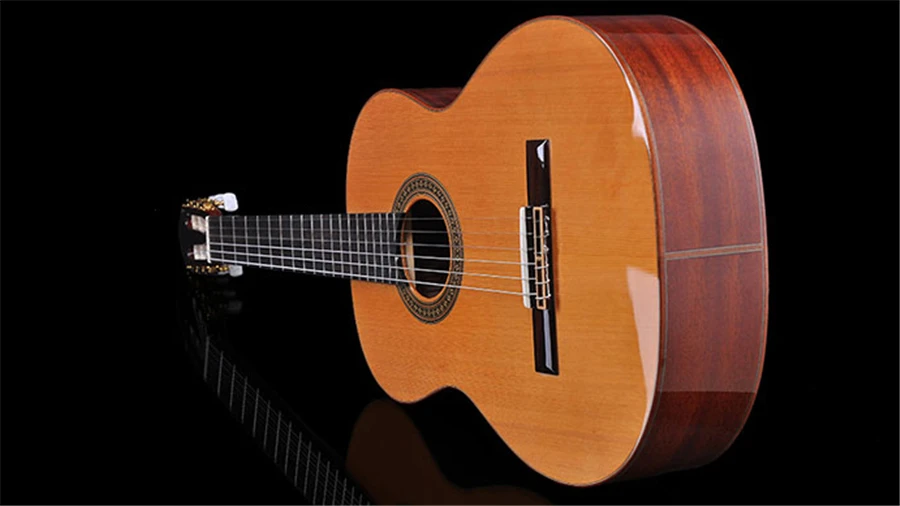 Master level  handcraft  solid top classical guitars