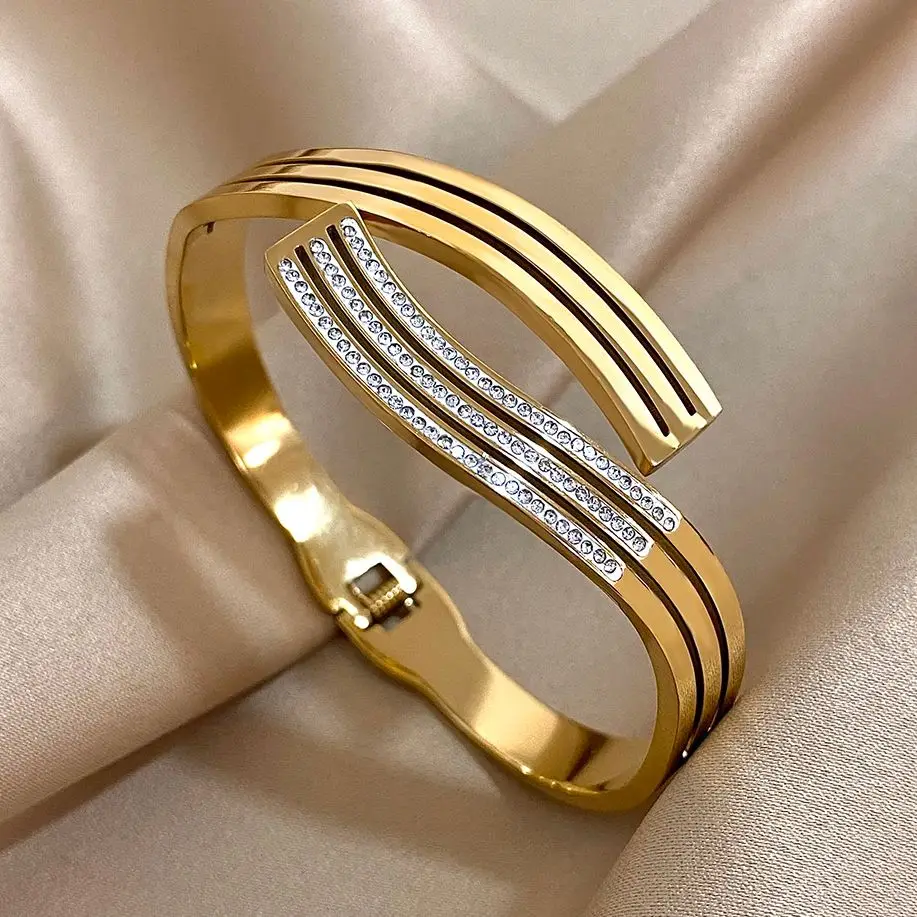 Irregular Twisted Wave Stainless Steel Cuff Bracelet for Women Fashion Elegant Inlaid Rhinestone Bangle Waterproof Jewelry