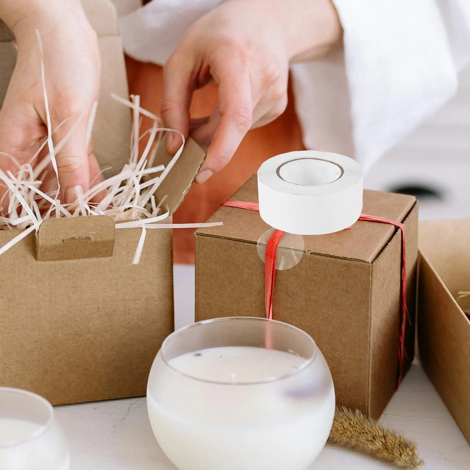 

1 Roll Transparent Dot Stickers Adhesive Round Labels for Sealing Envelopes Retail Packages Home Sorting Labeling Small Clear