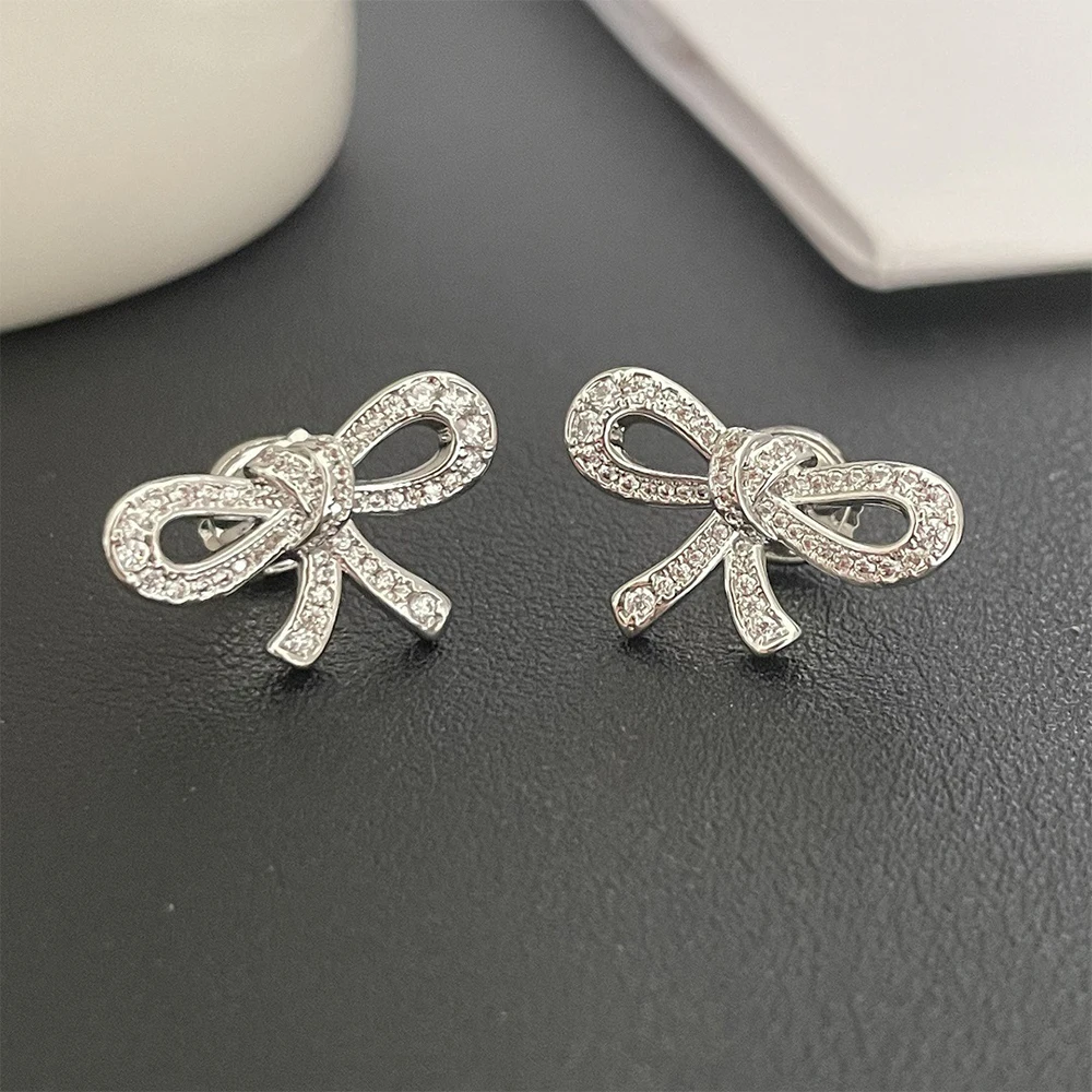 

Báthory Elizabeth Fashion Designer Lovely Bow Platinum Silver Earring Luxury Jewelry Woman High Quality Birthday Party Gift