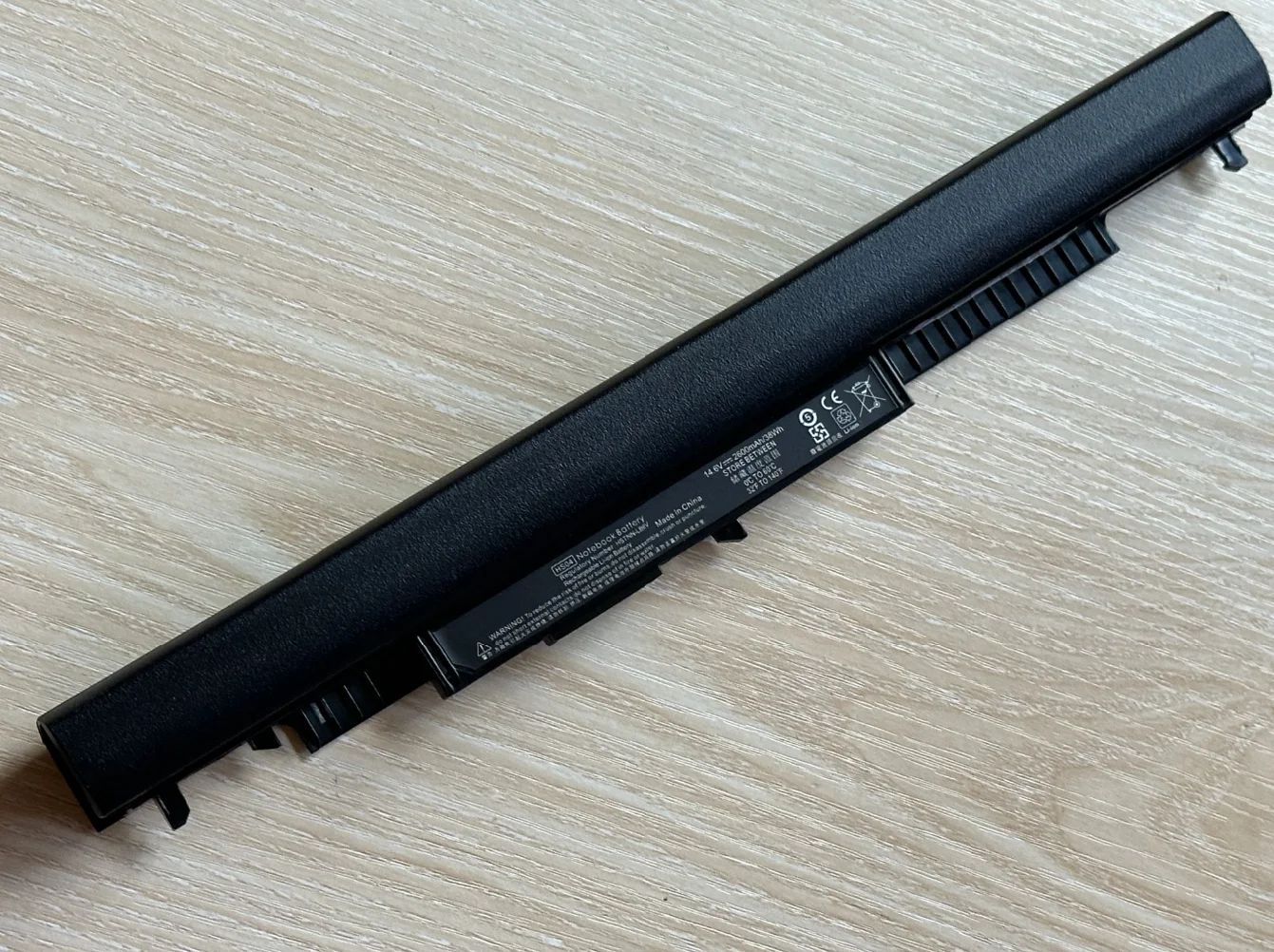 807956-001 807957-001 Laptop Battery for HP Spare 807611-421 HS04 HS03 Notebook 15-AY039WM 15-ay013nr 15-AY009DX