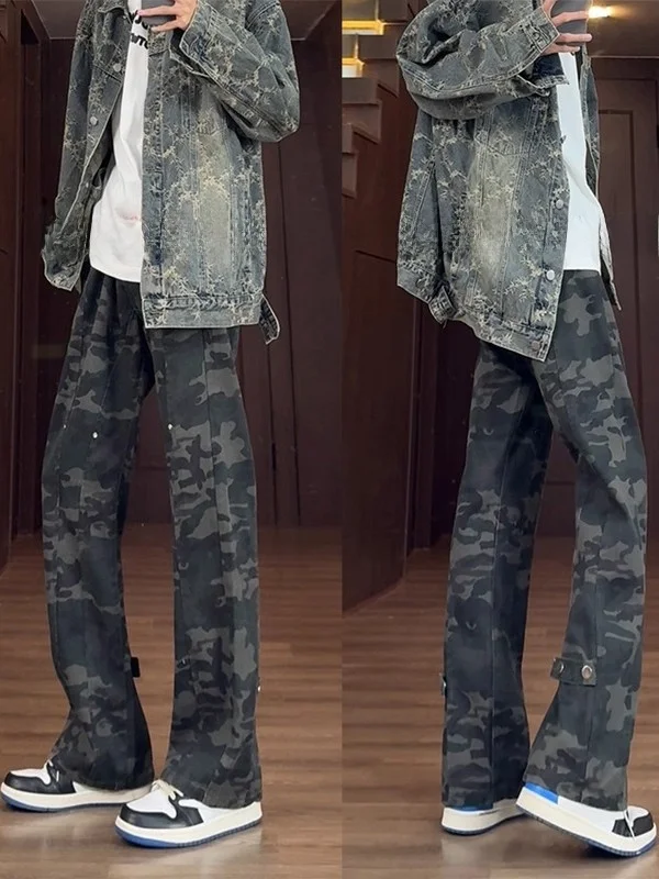 

Men's Camouflage Jeans Micro Flared Rivet Workwear Straight Leg Cleanfit Logging Pants mid Waist Zipper Casual Denim Jeans