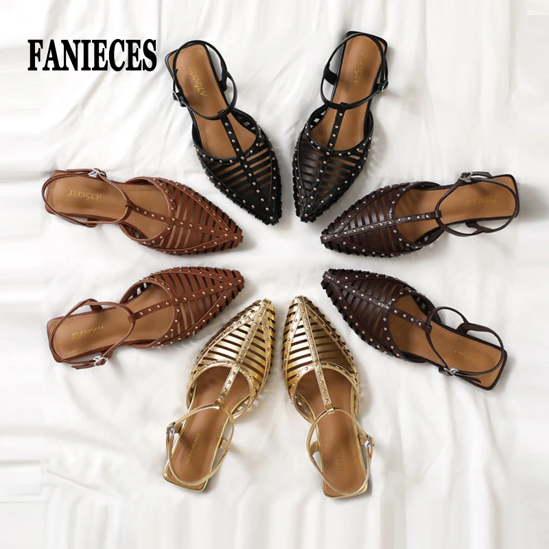 

Plus Size 35-43 Flat Sandals Women Summer Rivet Point Toe T-strap Hollow Roman Shoes Designer Party Daily Dress Beach Gladiator