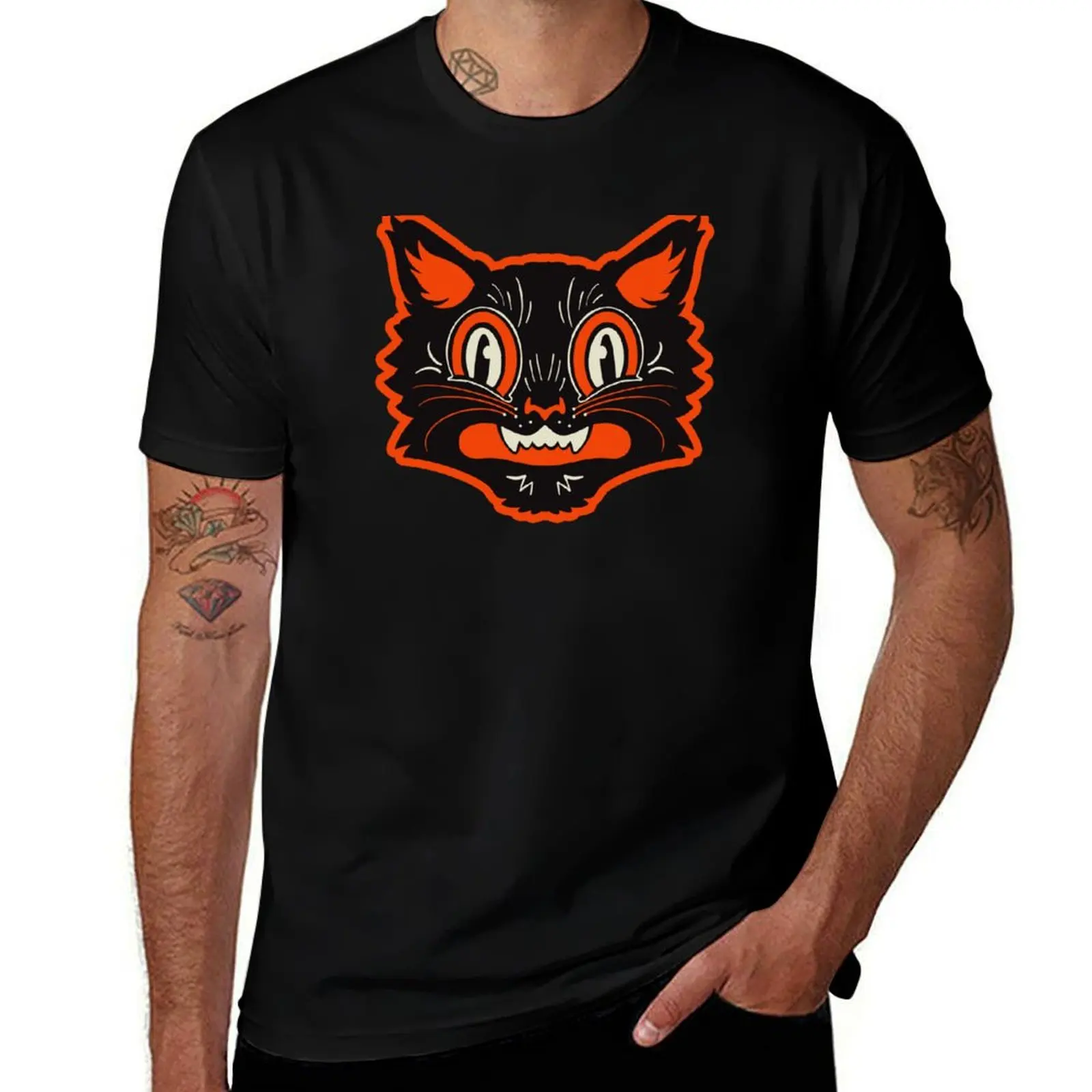 Retro Vintage Halloween Scary Black Cat Hissing Face T-Shirt Retro Graphic Print T-Shirt