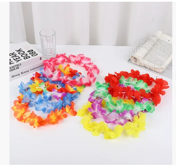 

Светящийся венок, туристическое притяжение, фото, вспышка, имитация венка, головной убор