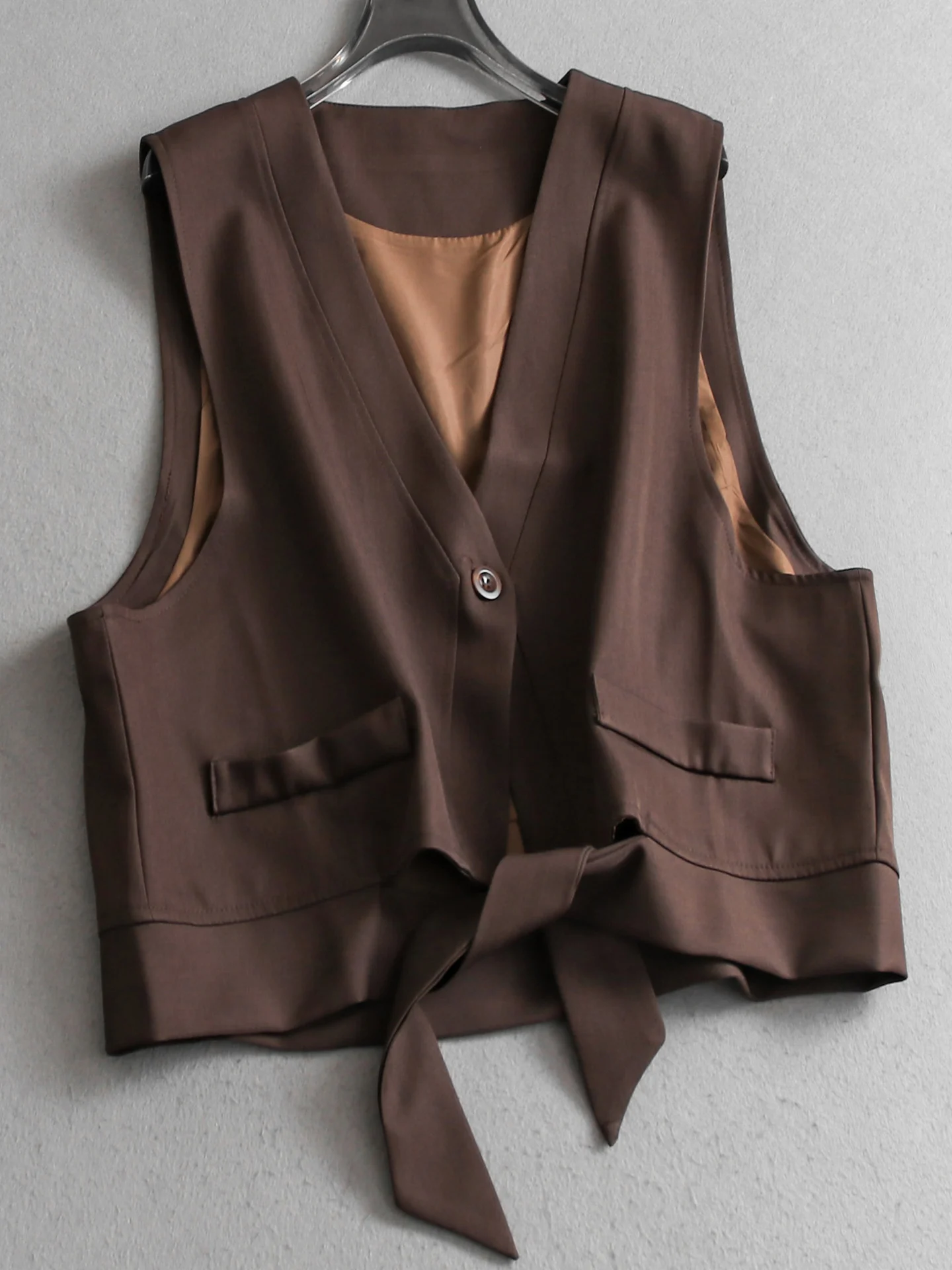 

Loose Fit Pure Color Belted Vest Women's Outerwear Shoulder Bared 2025 Autumn New Style Commute Style Polyester Blend