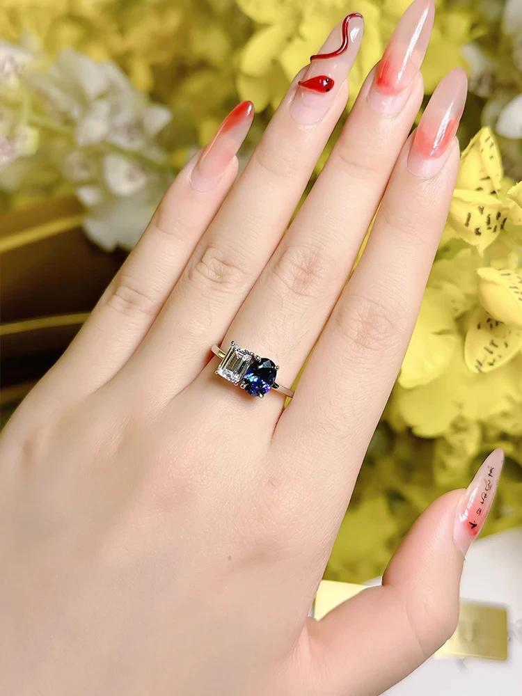 Fashion niche double stone color contrast sapphire ring with high carbon diamond, versatile and minimalist personality