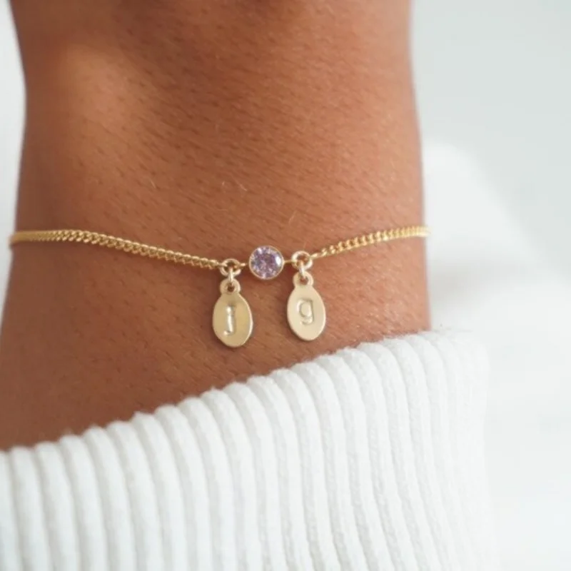 bracelet-personnalise-en-or-14-carats-avec-initiale-et-pierre-de-naissance-bijoux-de-createur-bracelets-pour-femmes-cadeau-d'anniversaire