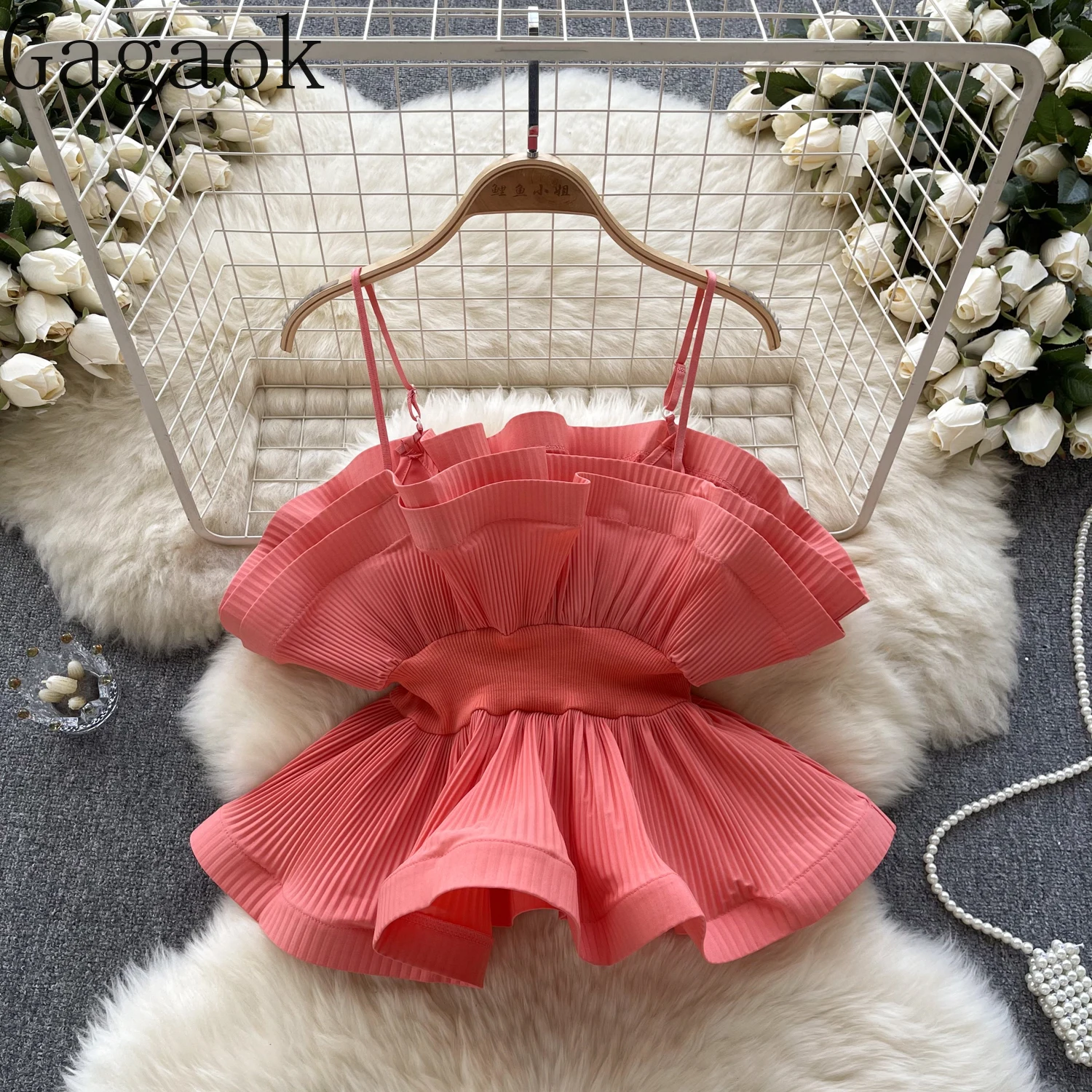 Gagaok Summer Camis Pleated Mini Tops Strap Short Backless Solid Ruffles Women Clothing Fashion Korean Style Hotsweet Beach Top