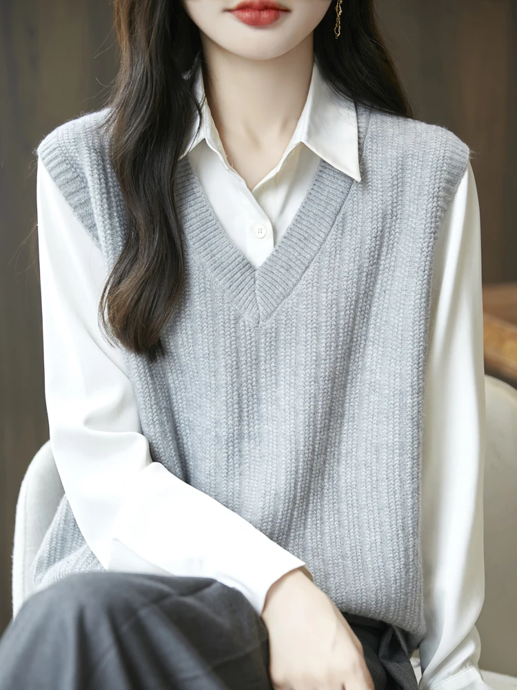 

Thickened V-Neck Knitted Sweater Vest Women's Layering Shirt Matching Loose Outerwear Shoulder Pad Casual Style Soft Fabric