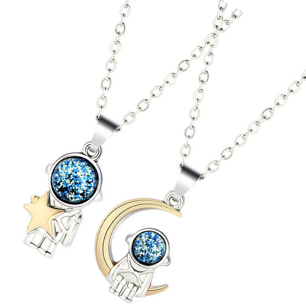 

Astronaut Necklace Wife Gift Matching Couple Friend Surprise Boyfriend and Girlfriend Necklaces Alloy Moon