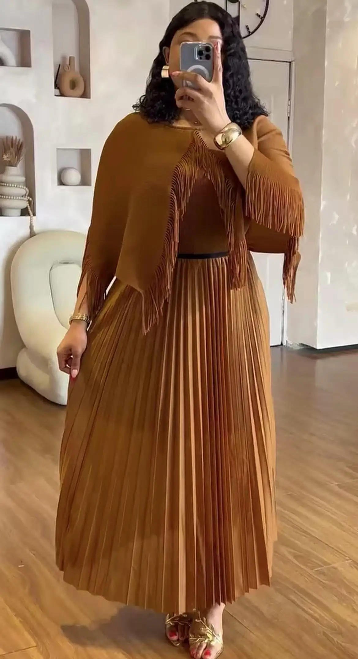 

Miyake плиссированный костюм с бахромой, круглый вырез, нерегулярный топ, однотонная юбка, комплект из двух предметов, новинка лета 2025, женская одежда