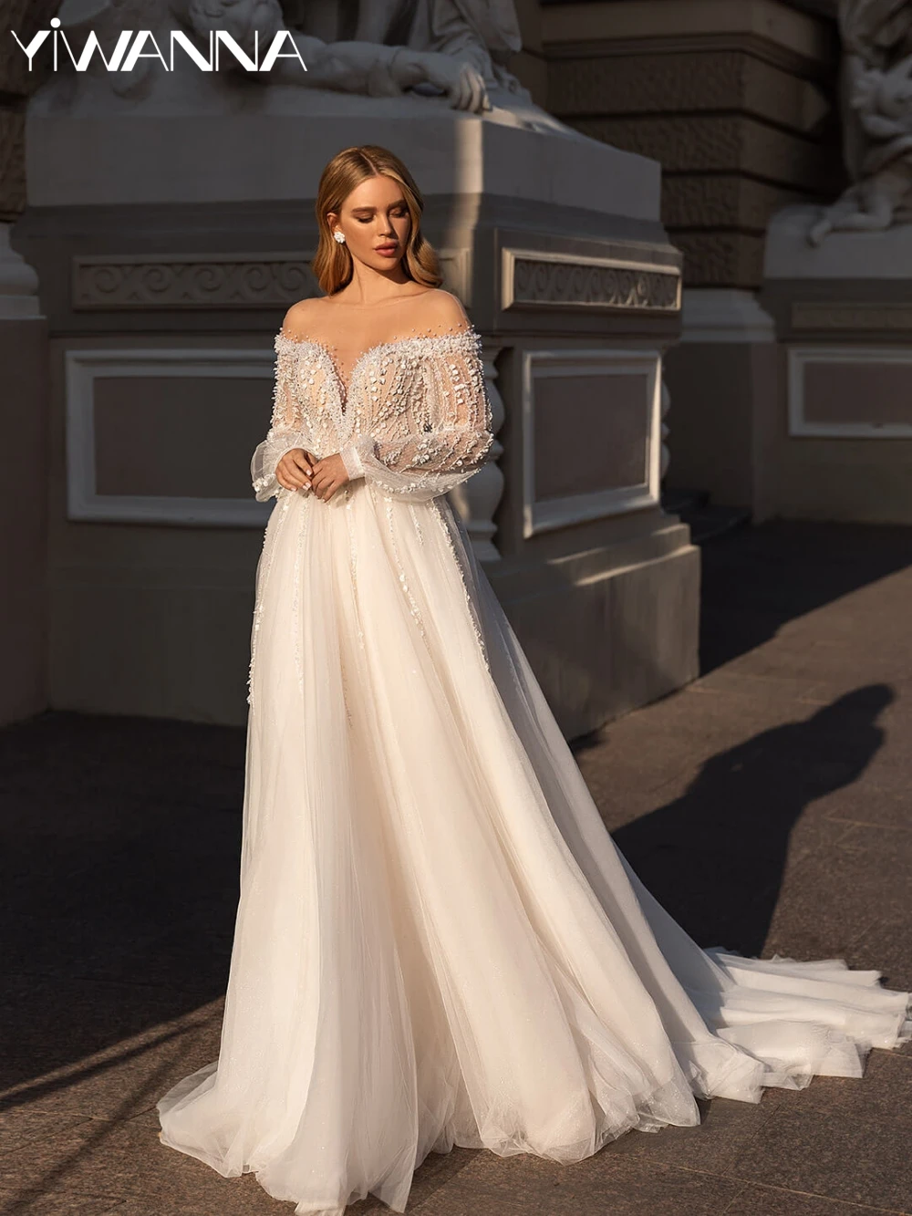 

Sexy Deep V-neck Backless Wedding Dress Sparkly Pearls Bride Robe Graceful Appliques A-line Long Bridal Gown Robe De Mariée