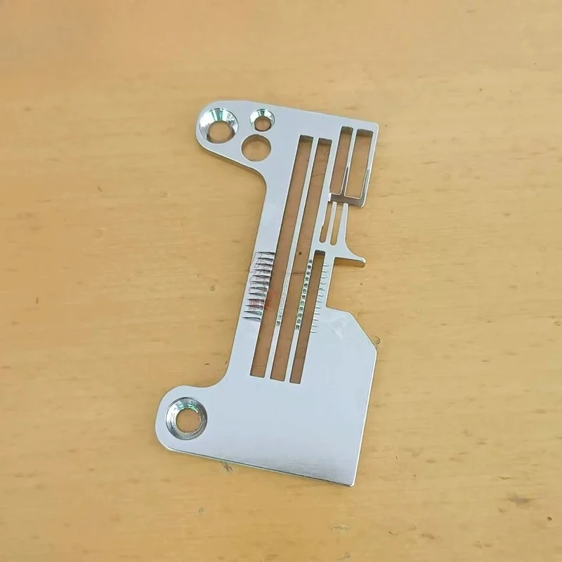 Four-thread light eye needle plate C5FC6 B6 B5000 four-thread oversewing machine edging machine high-quality needle plate