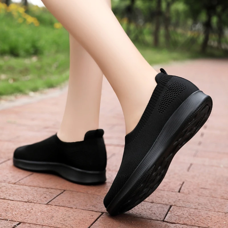 New Mesh Breathable Sneakers Women Breathable Light Slip on Flat Casual Shoes Ladies Loafers