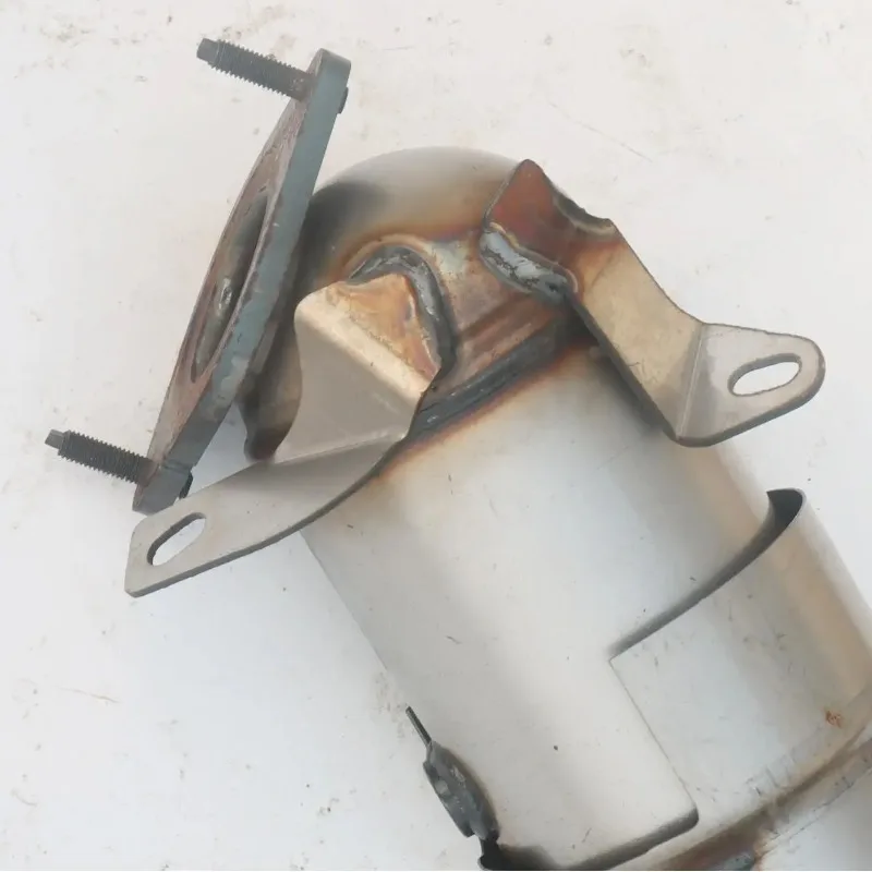 High Quality Car Spare Part Stainless Steel Catalytic Converters for Cadillac CT6 Exhaust Car