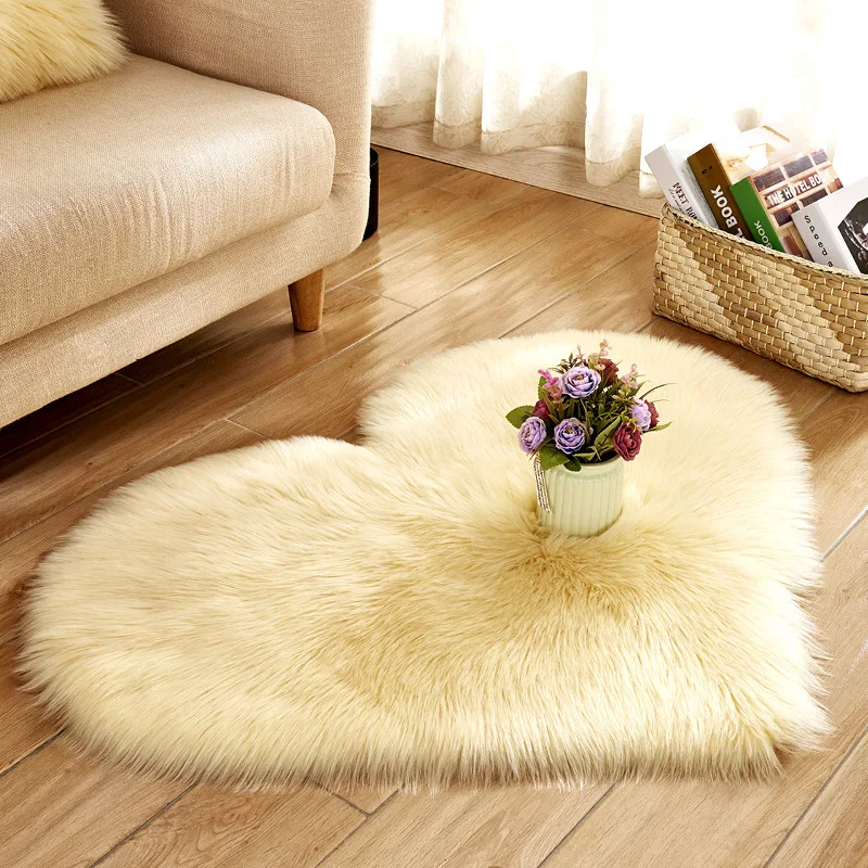 Heart Shaped Rug Living Room Fluffy Soft Artificial Wool Sofa Chair Pad Bedroom Bedside Rug Suede Rug Bottom Anti Slip